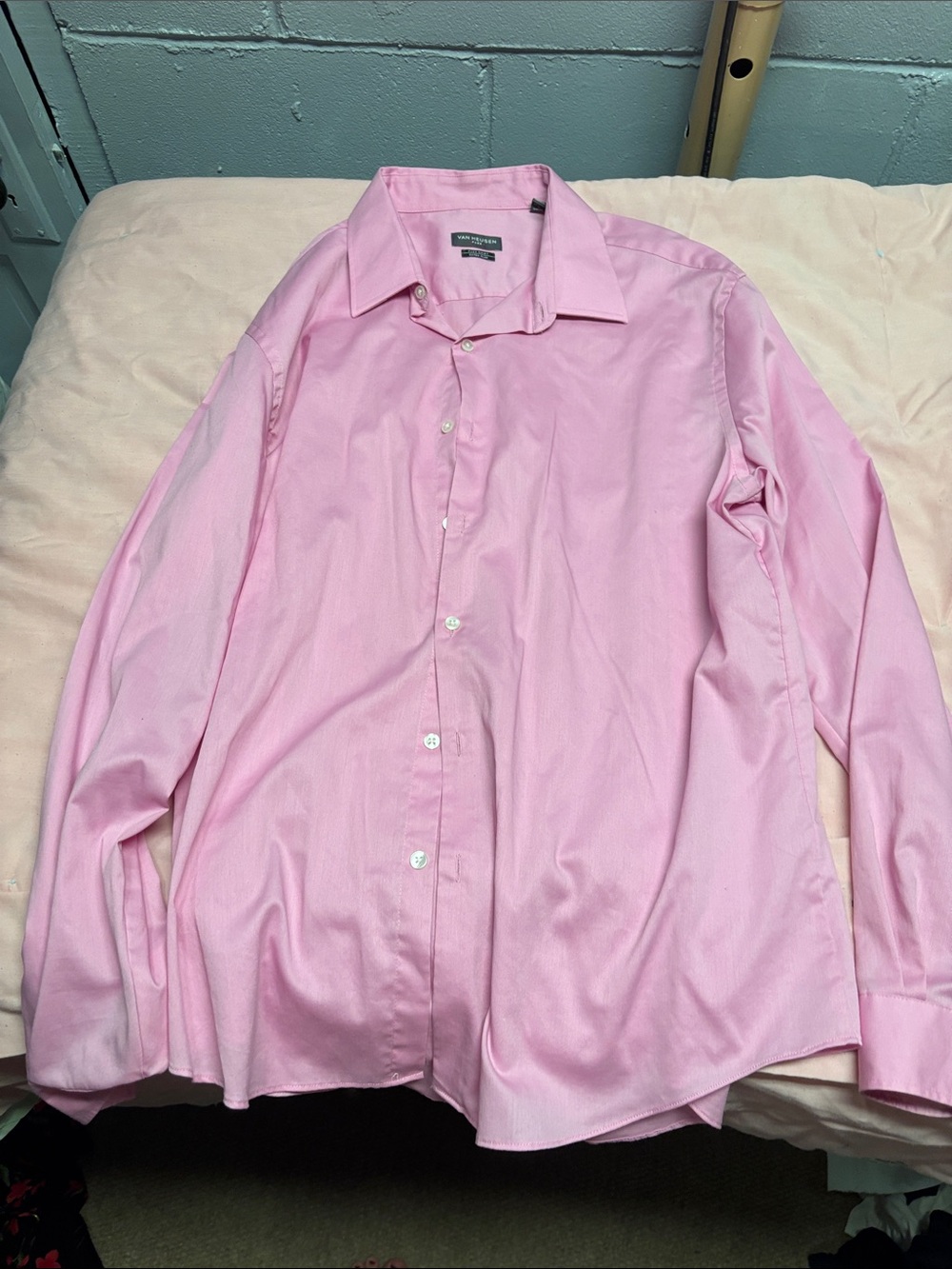 Van Heusen Light Pink Long-Sleeve Dress Shirt